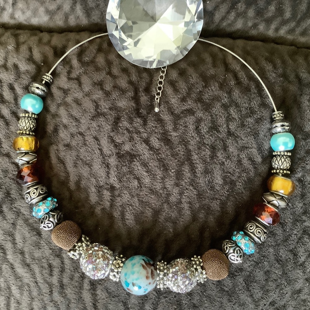 Vintage Style Silver Tone Necklace with Beads + extended chain - Picture 3 of 8